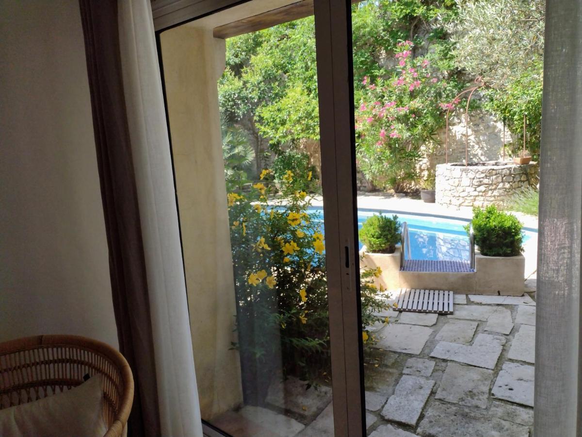Saint-Genies-de-Malgoires La Maison Des Autres, Piscine Chauffee, Chambres D'Hotes Proches Uzes, Nimes, Pont Du Gard מראה חיצוני תמונה