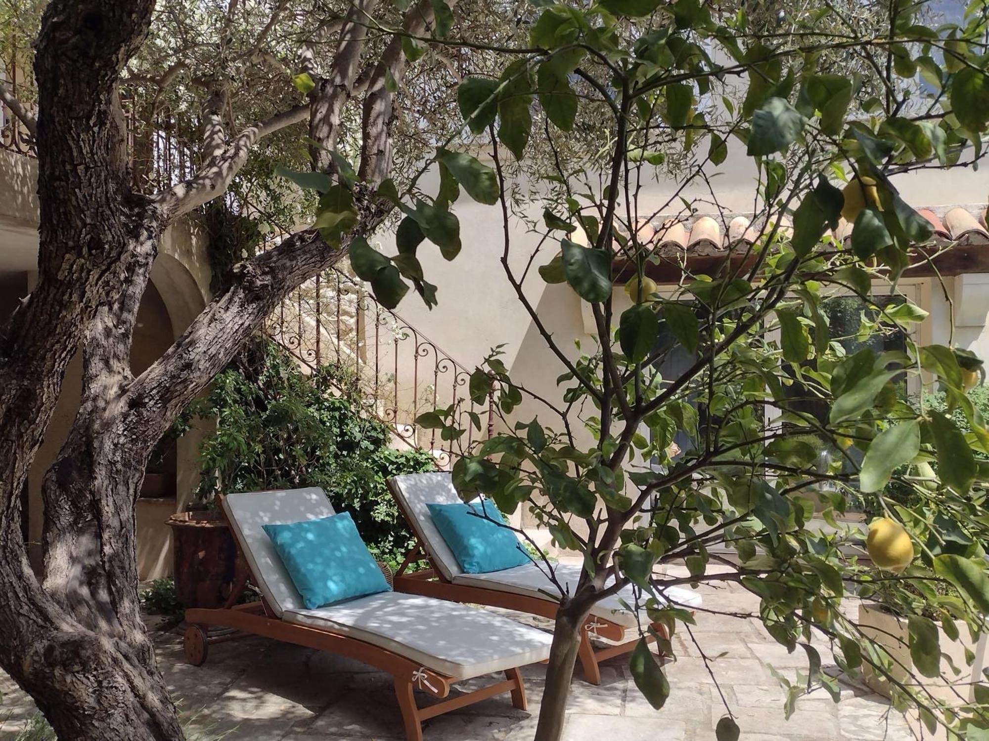 Saint-Genies-de-Malgoires La Maison Des Autres, Piscine Chauffee, Chambres D'Hotes Proches Uzes, Nimes, Pont Du Gard מראה חיצוני תמונה