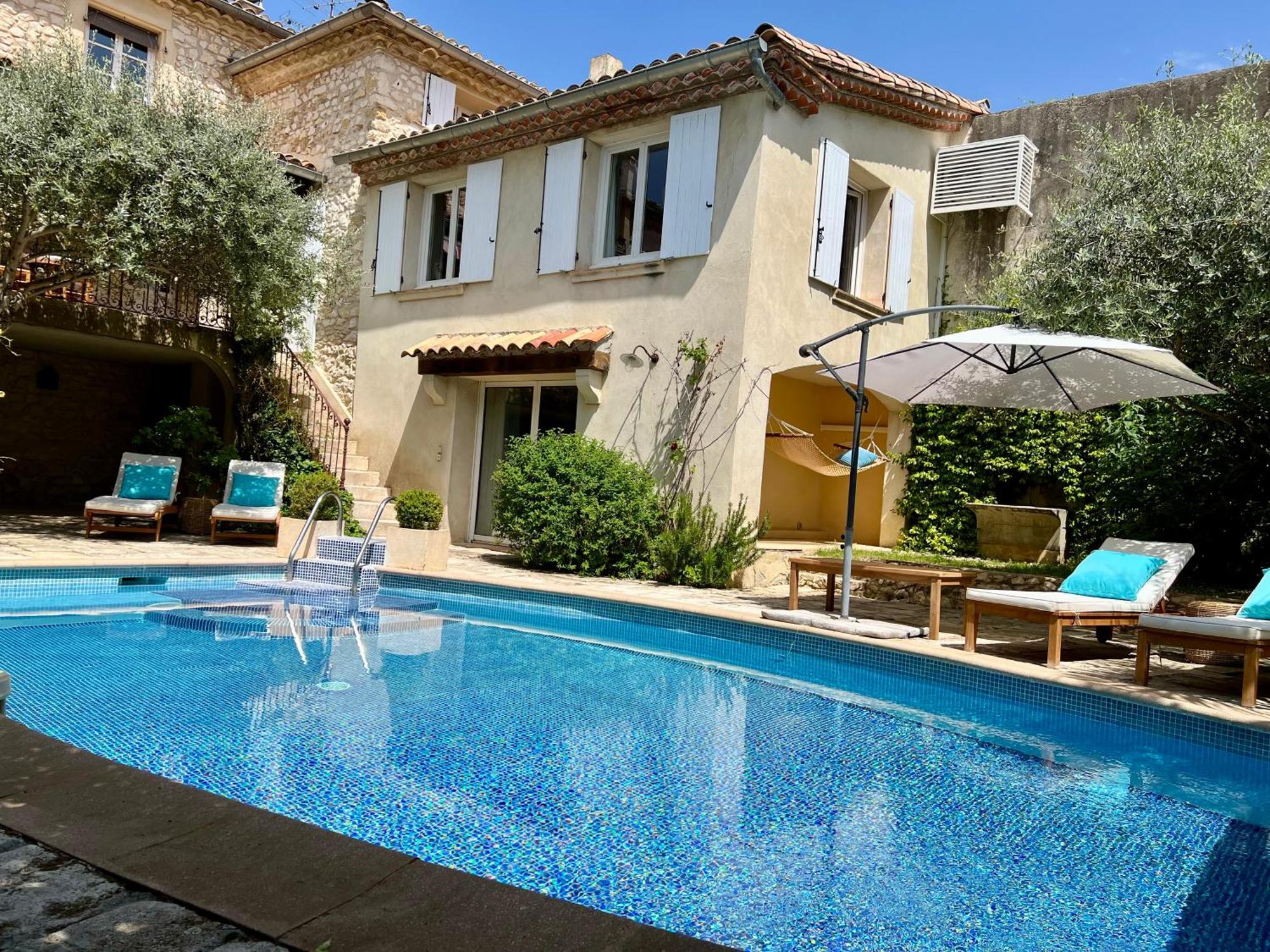 Saint-Genies-de-Malgoires La Maison Des Autres, Piscine Chauffee, Chambres D'Hotes Proches Uzes, Nimes, Pont Du Gard מראה חיצוני תמונה